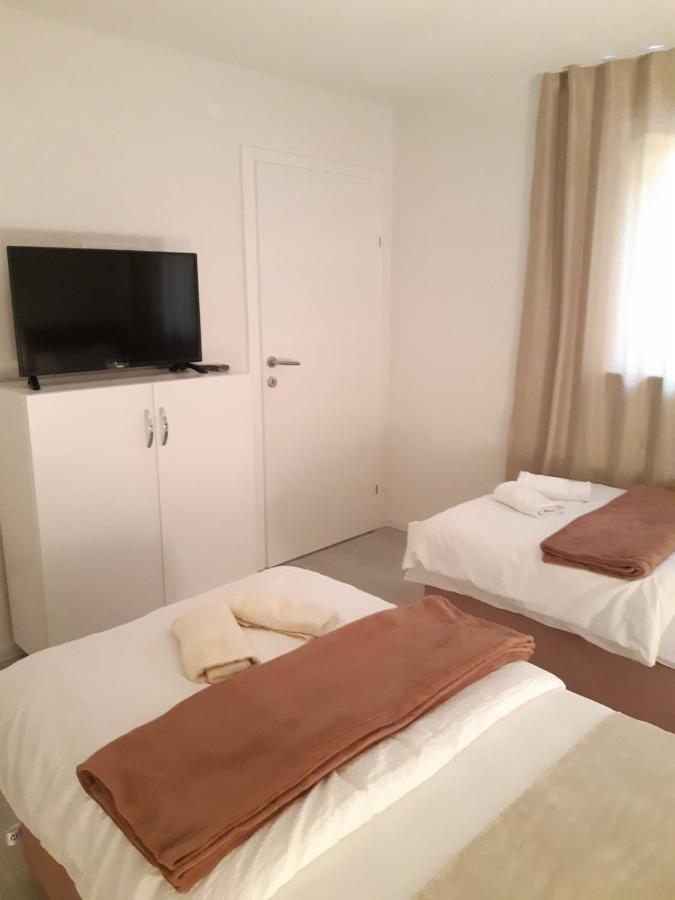 شقة Apartman-Stan Na Dan -Stolac المظهر الخارجي الصورة