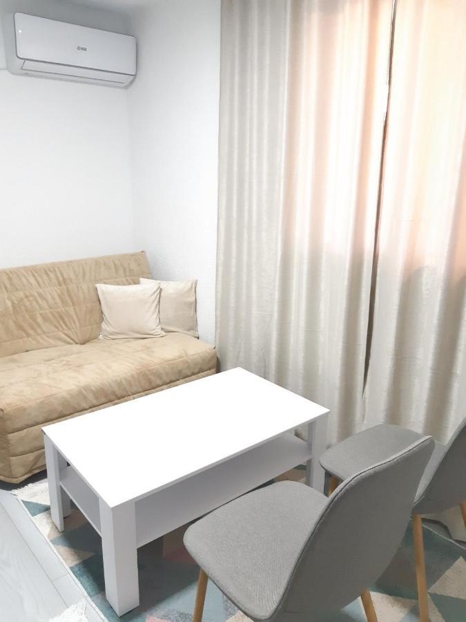 شقة Apartman-Stan Na Dan -Stolac المظهر الخارجي الصورة